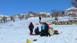 Şırnakta nefes kesen çığ tatbikatı