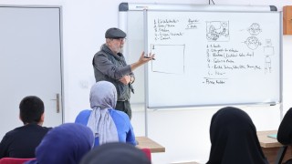 Sultangazide geleceğin karikatüristlerinden Sanat Akademilerine büyük ilgi
