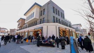 Suriçi Çarşısı açılan iş yerleriyle hareketleniyor