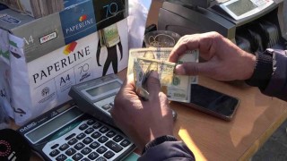Suriye lirası, dolar karşısında değer kazanmaya devam ediyor