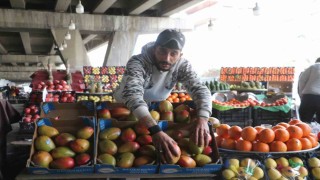 Suriyede rejimin çökmesiyle halk, ithal ürünlerle tanıştı
