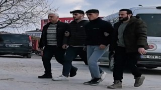Taciz şüphelisini alıkoyup işkence yapan 4 kişi adliyeye sevk edildi