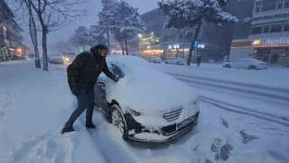 Tatvanda 25 köy yolu kapandı