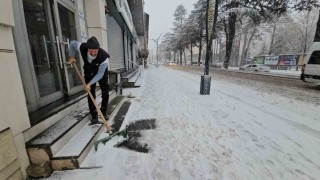Tatvanda kar yağışı