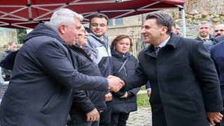 Tek tek vatandaşların talepleri dinlendi