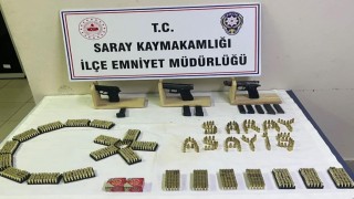 Tekirdağda 3 silah ile 2 bin 175 adet mermi ele geçirildi