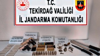 Tekirdağda dev operasyon... Uyuşturucu, tütün, silah ve tarihi eser ele geçirildi: 8 gözaltı