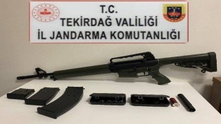 Tekirdağ’da Jandarma Operasyonu: Ruhsatsız Silahlar Ele Geçirildi
