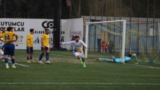 TFF 2. Lig: Belediye Derincespor: 3 - Menemen FK: 2