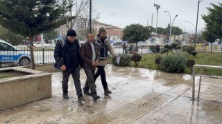 Tır dorsesinde Afganistan uyruklu 5 göçmen yakalandı