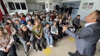 Tokatta köy okulu öğrencileri müzik ile dünya kültürlerini keşfediyor