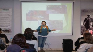 Toprak Okulunda uygulamalı budama eğitimine yoğun ilgi