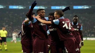 Trendyol Süper Lig: Beşiktaş: 0 - Trabzonspor: 1 (İlk yarı)