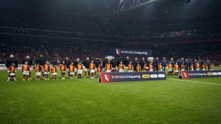 Trendyol Süper Lig: Galatasaray: 0 - Fenerbahçe: 0 (Maç devam ediyor)