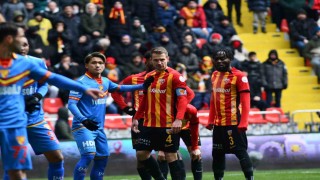 Trendyol Süper Lig: Kayserispor: 1 - Göztepe: 0 (İlk yarı)