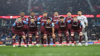 Trendyol Süper Lig: Trabzonspor: 0 - Eyüpspor: 0 (İlk yarı)