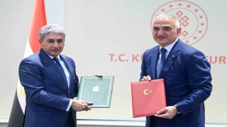 Türkiyeden Mısıra 152 tarihi eser iadesi gerçekleşti