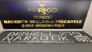 Uçaktan inen yabancı kuryenin midesinden 1.3 kilo uyuşturucu çıktı