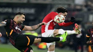 UEFA Avrupa Ligi: AZ Alkmaar: 2 - Galatasaray: 1 (İlk yarı)