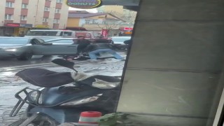 Ümraniyede park yeri kavgası: 3 kişi sürücüye saldırdı