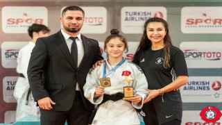 Ümraniyeden bir şampiyonluk başarısı daha