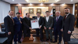 Vali Çiçek, Kültür ve turizm Müdürü Dursunu kabul etti