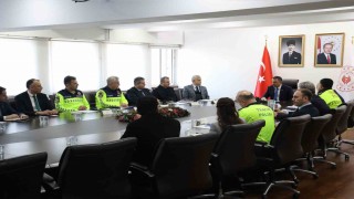 Vali Osman Hacıbektaşoğlu başkanlığında trafik güvenliği toplantısı gerçekleştirildi