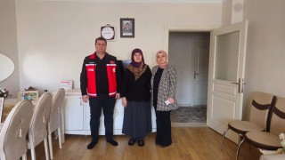 Vali Yardımcısı Kurttan seneyi devriyesinde şehit ailesine ziyaret