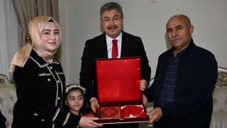 Vali Yılmaz, Şehit Ailelerini Ziyaret Etti