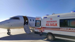 Vanda 10 yaşındaki hasta için ambulans uçak havalandı