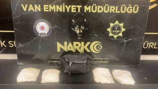 Vanda 7 kilo 415 gram metamfetamin ele geçirildi