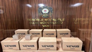 Vanda bin 568 adet havai fişek ele geçirildi: 3 kişi tutuklandı