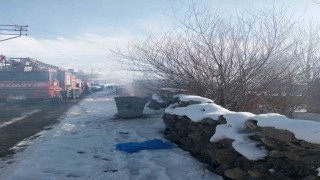 Vanın Muradiye ilçesinde tandır evi yangını