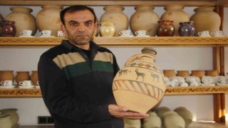 Vanın son çömlek ustası mesleğini yaşatıyor