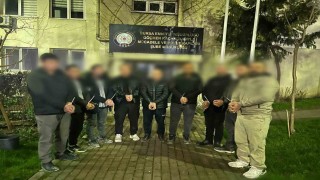 Yabancı uyruklu şahıslara kalacak yer ve iş temin eden 3 kişi yakalandı