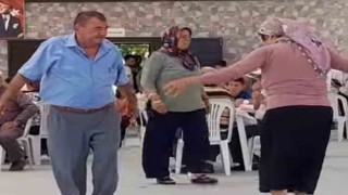 Yatağanlı çift, oyunları ile sosyal medyada gündem oldu
