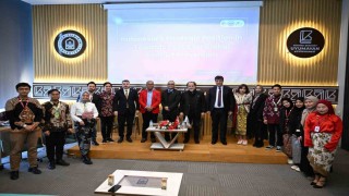 Yıldırımda uluslararası öğrenci sempozyumu