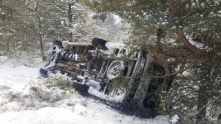 Yozgatta devrilen köy minibüsündeki 2 öğretmen yaralandı