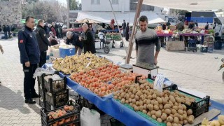 Yumurtalık Belediyesinden halk pazarında etiket denetimi