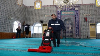 Yunusemrede ibadethaneler Ramazana hazır