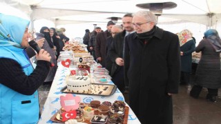 Yürekler hayır için buluştu