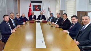 Yusuf Alemdardan Ankarada 522 milyon TLlik tarihi imza: 4 ilçe yeni spor tesisleri kazanacak