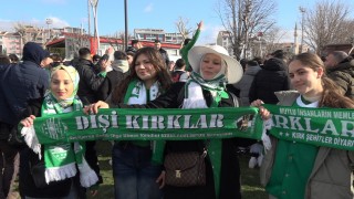 Yüzlerce Kırklarelispor taraftarı Beşiktaş deplasmanına gitti