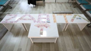 Zabıtanın yakaladığı dilencinin üzerinden 5 bin 436 TL çıktı