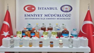 Zeytinburnundaki 2 işyerine baskın: 80 litre sahte alkol ele geçirildi