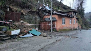 Zonguldakta heyelan sonrası 3 ev tahliye edildi