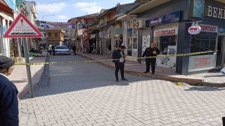 18 yaşındaki genç kavga ettiği şahsı ve kavgayı ayırmaya çalışan 5 kişiyi tüfekle vurdu