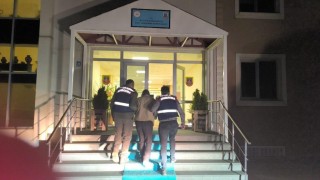 25 yıl hapis cezası olan şahıs jandarma tarafından yakalandı