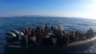 29u çocuk 64 düzensiz göçmen ve 2 göçmen kaçakçısı yakalandı