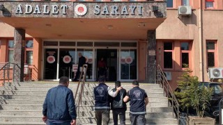 5 yıldır cezaevi firarisi eşinin ikamet adresi yaptırması sonrası polisten kaçamadı